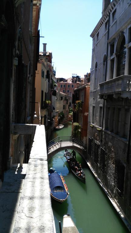 Balcone Sul Canale Венеция Экстерьер фото